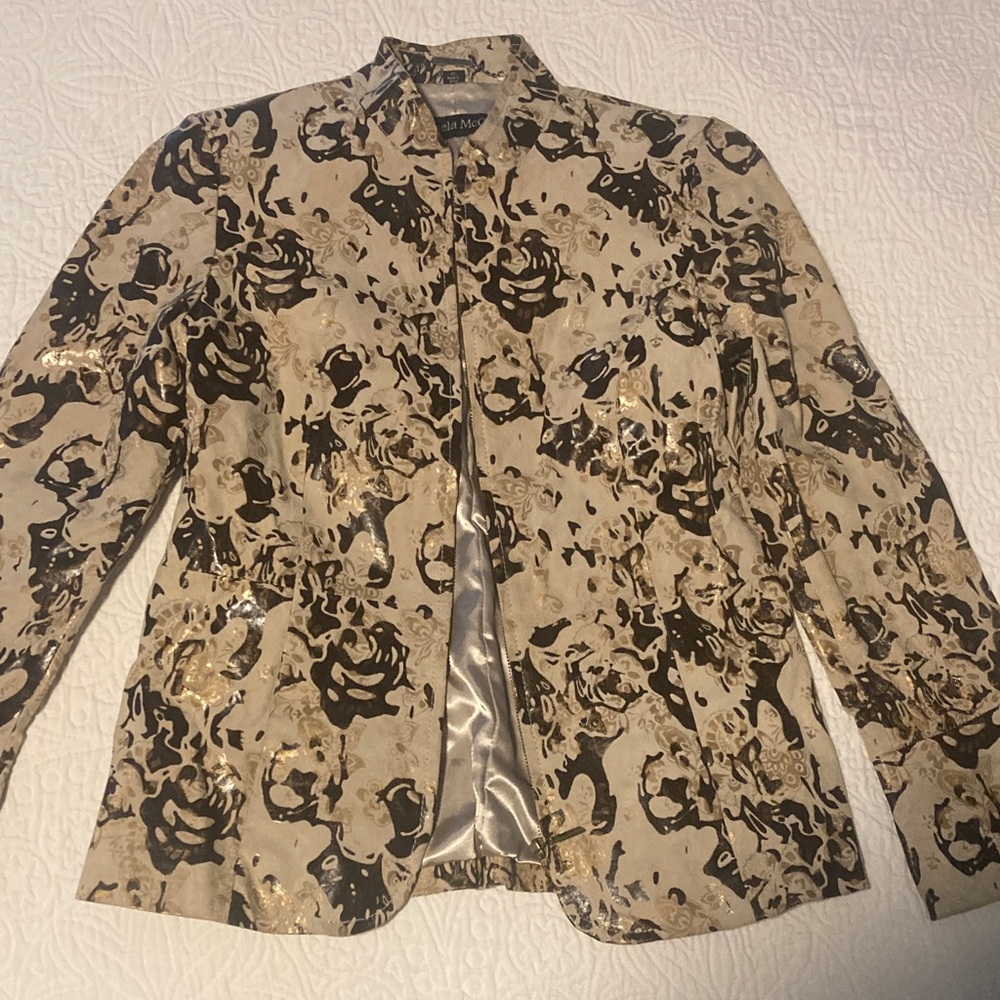 Pamela McCoy Beige and Black Patterned Blazer